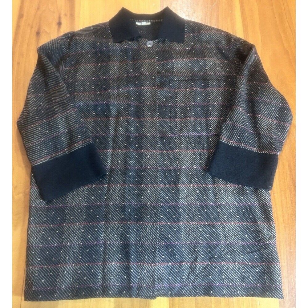 Georgio Armani Vtg Women’s Top. Size 38/4. Italy. Button Up. Long Sl.